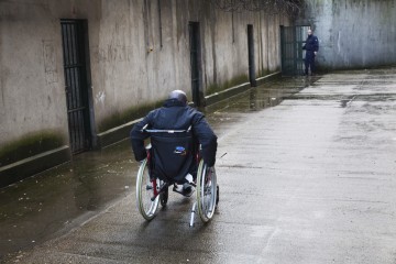 personne handicapée en prison